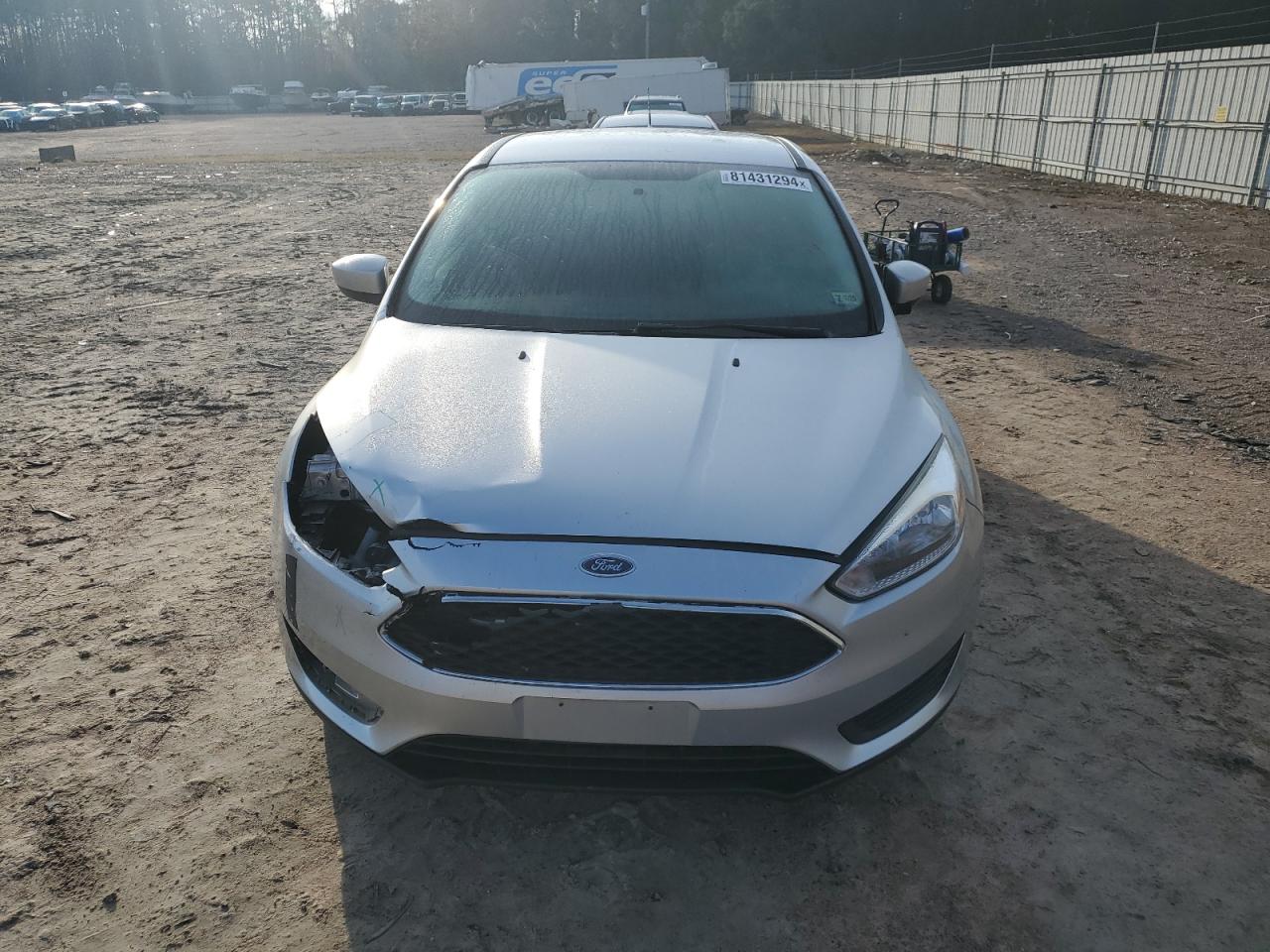 2018 Ford Focus Se VIN: 1FADP3K2XJL227621 Lot: 81431294