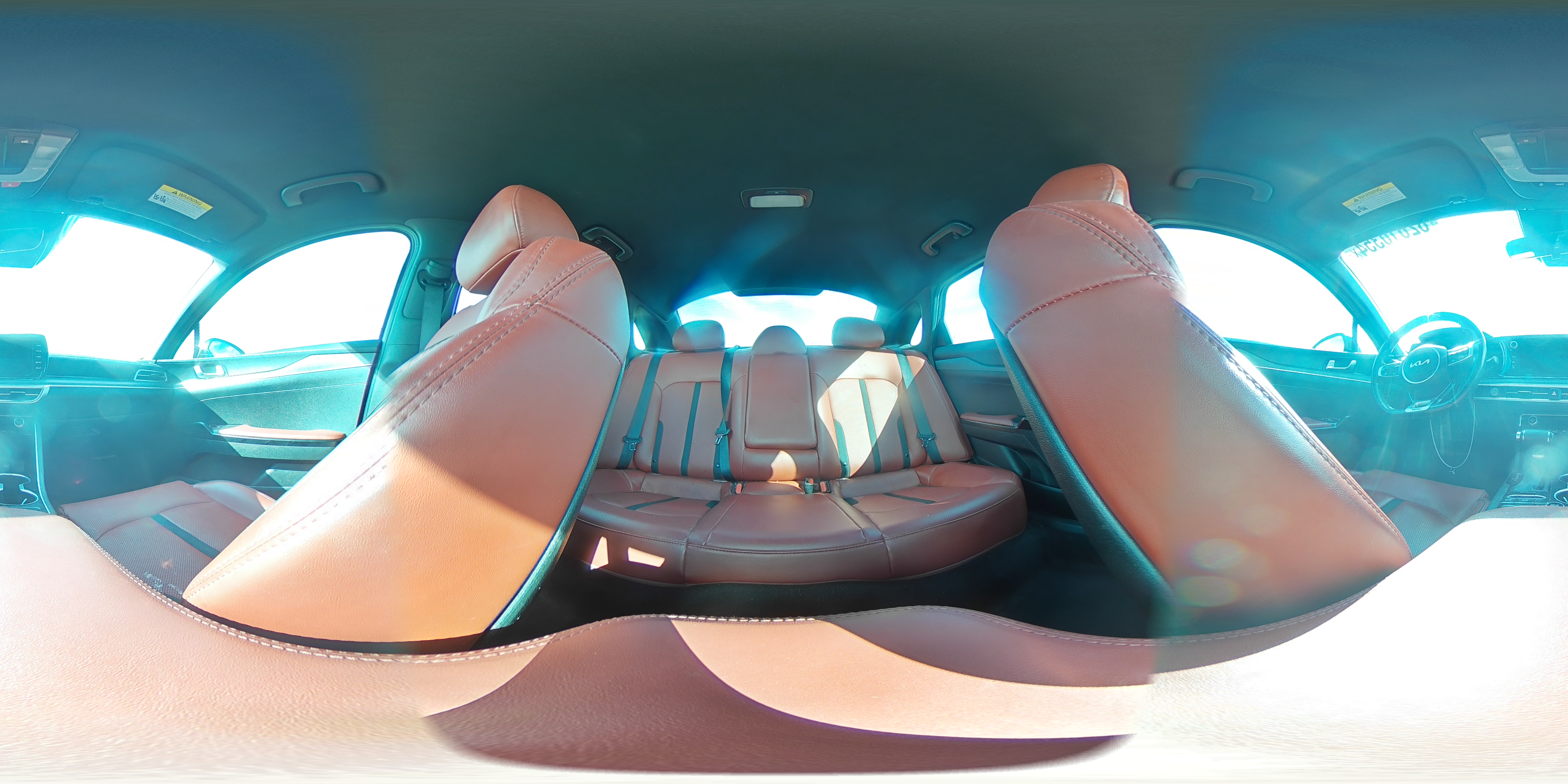 2023 Kia K5 - Image 12