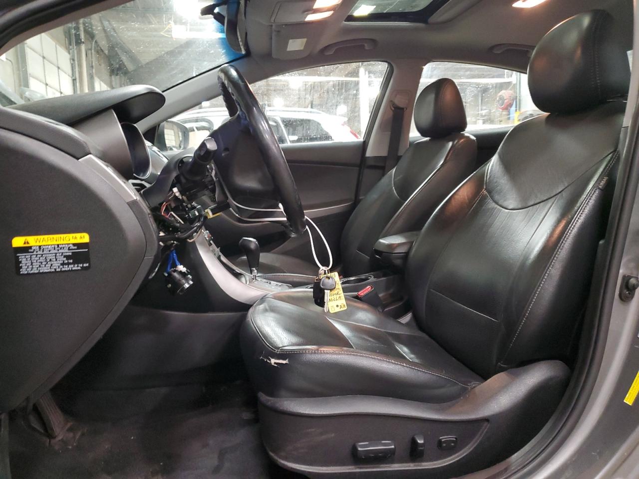 2013 Hyundai Elantra - Image 7
