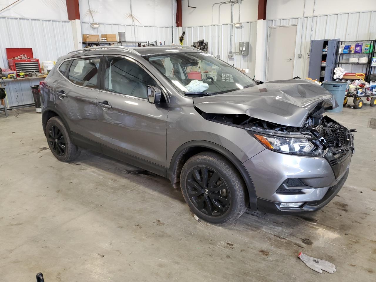 2021 Nissan Rogue - Image 4