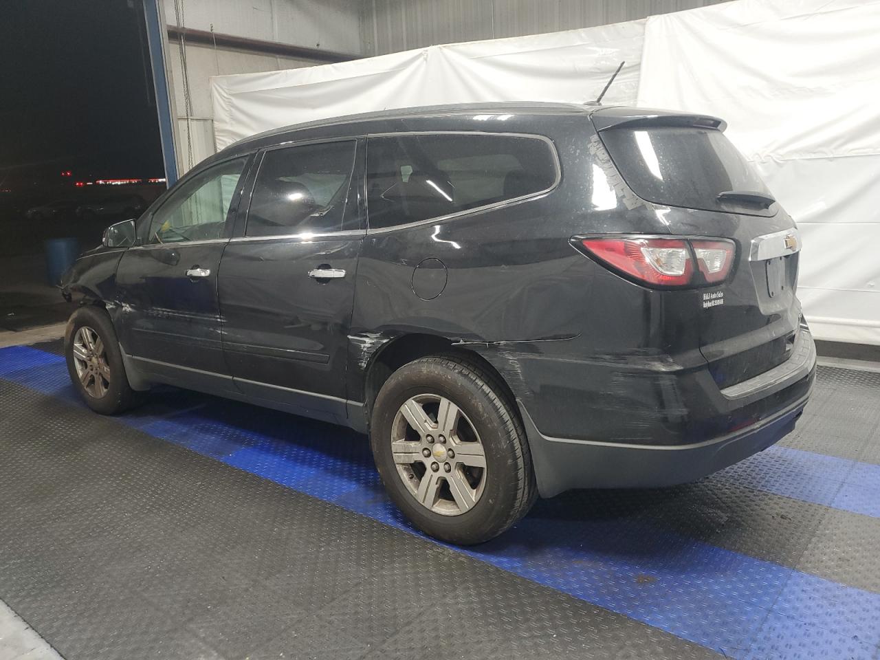 2014 Chevrolet Traverse - Image 2