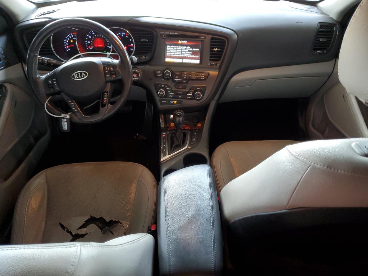 2012 Kia Optima - Image 8