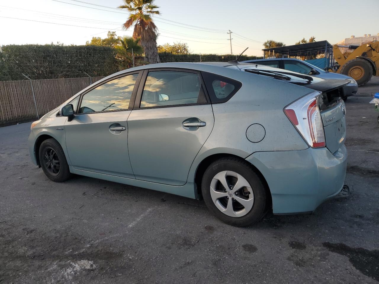 VIN JTDKN3DU6D1689339 2013 TOYOTA PRIUS no.2