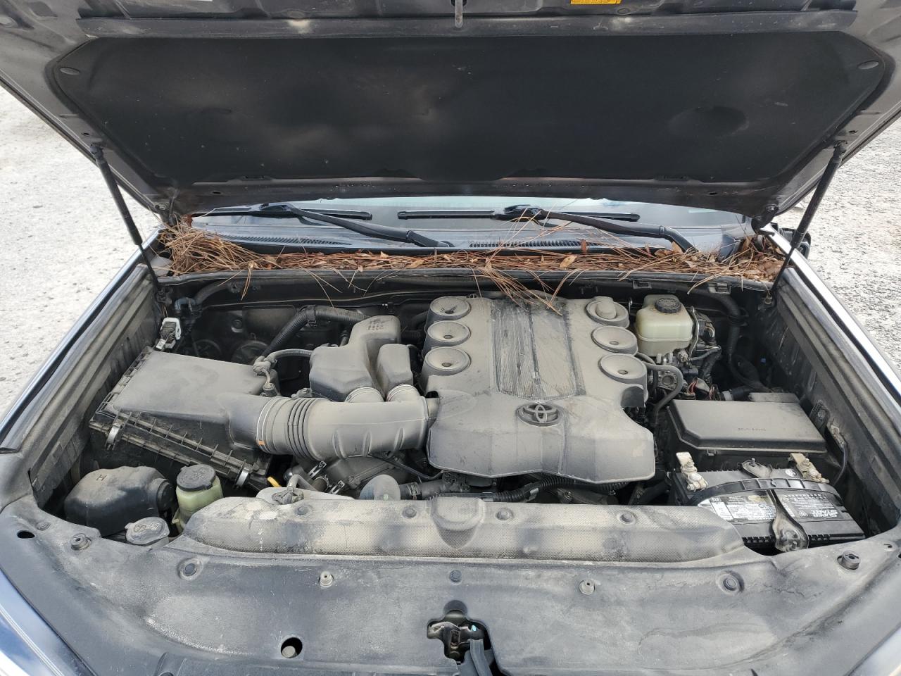 2016 Toyota 4Runner - Image 12