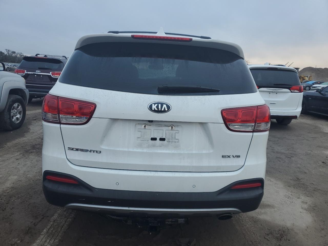 VIN 5XYPH4A56JG392955 2018 KIA SORENTO no.6