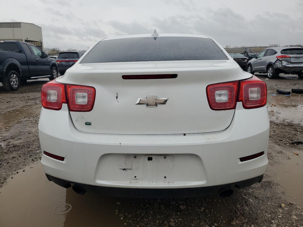 2015 Chevrolet Malibu - Image 6