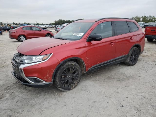  MITSUBISHI OUTLANDER 2018 Красный