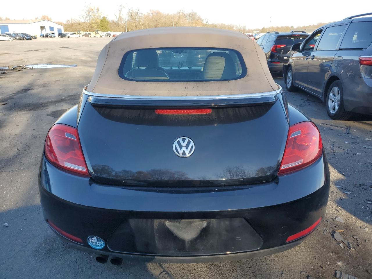 2014 Volkswagen Beetle VIN: 3VW517AT7EM819013 Lot: 79396864