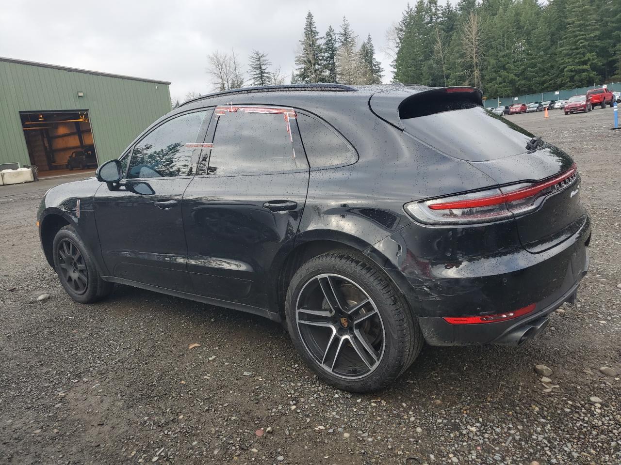 2020 Porsche Macan - Image 2