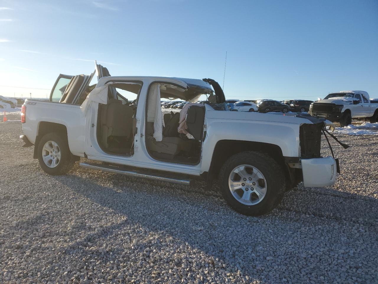 2016 Chevrolet Silverado - Image 4