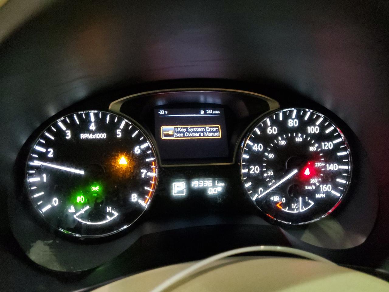 2015 Nissan Altima - Image 9