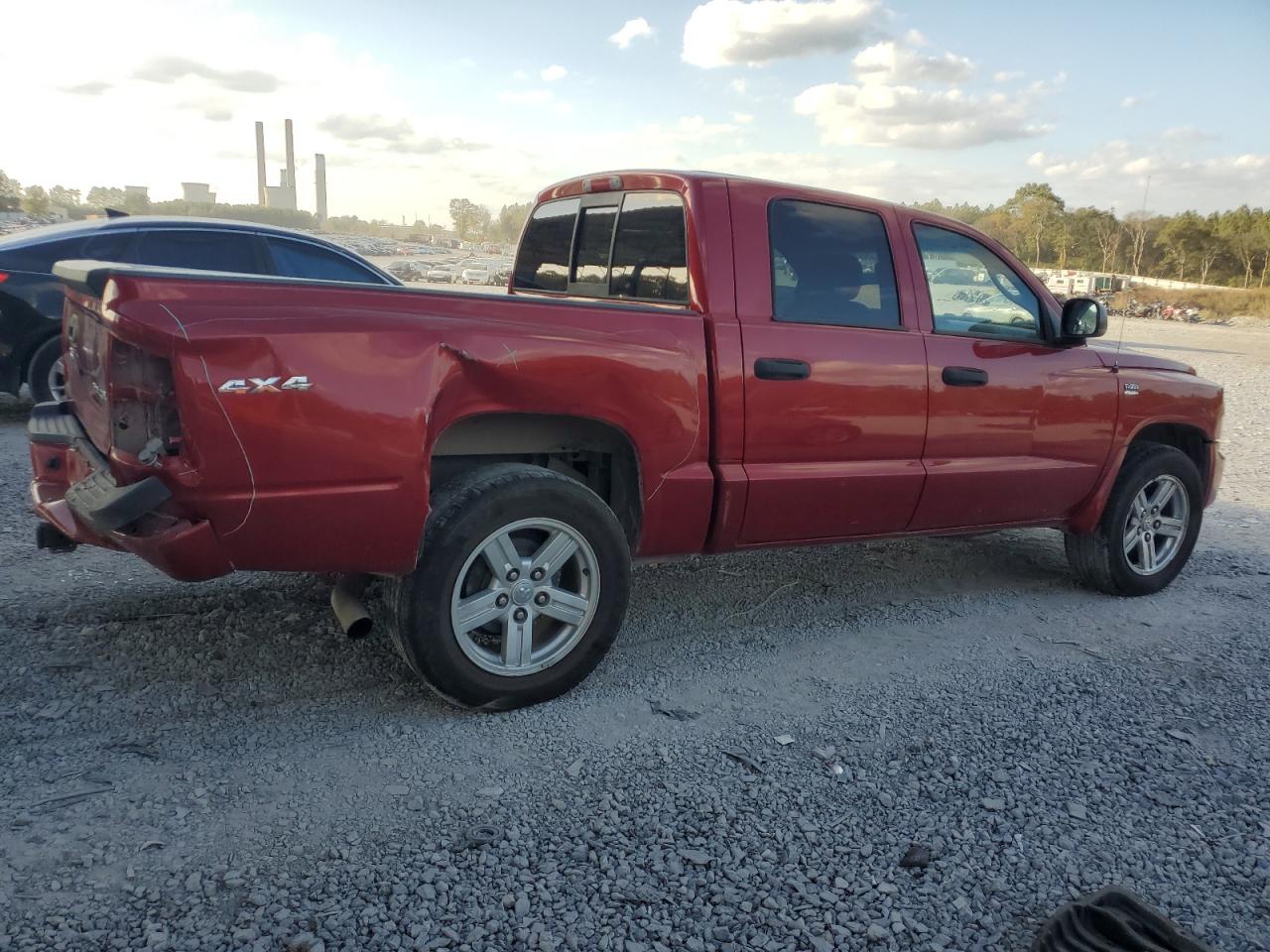 2010 Dodge Dakota - Image 3