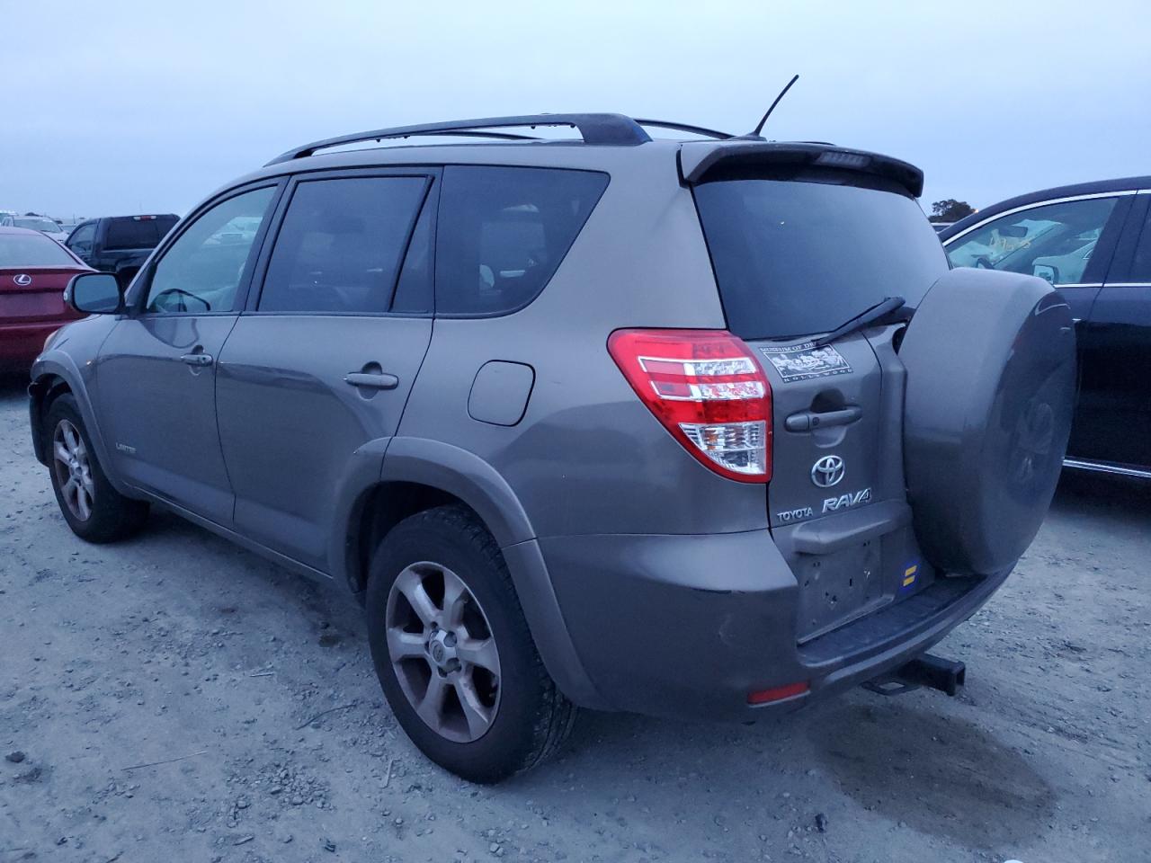 2010 Toyota RAV 4 - Image 2