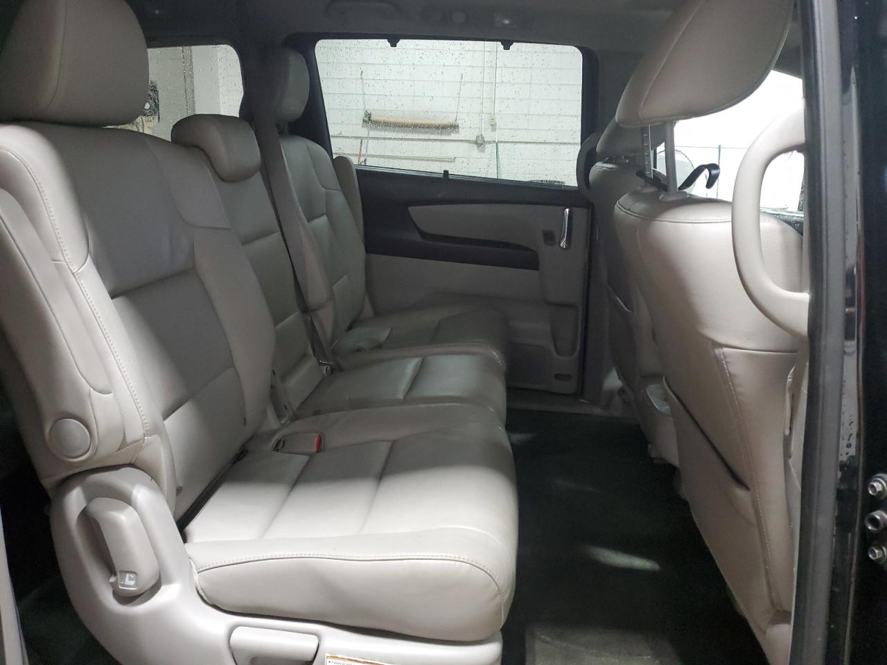 2016 Honda Odyssey - Image 11