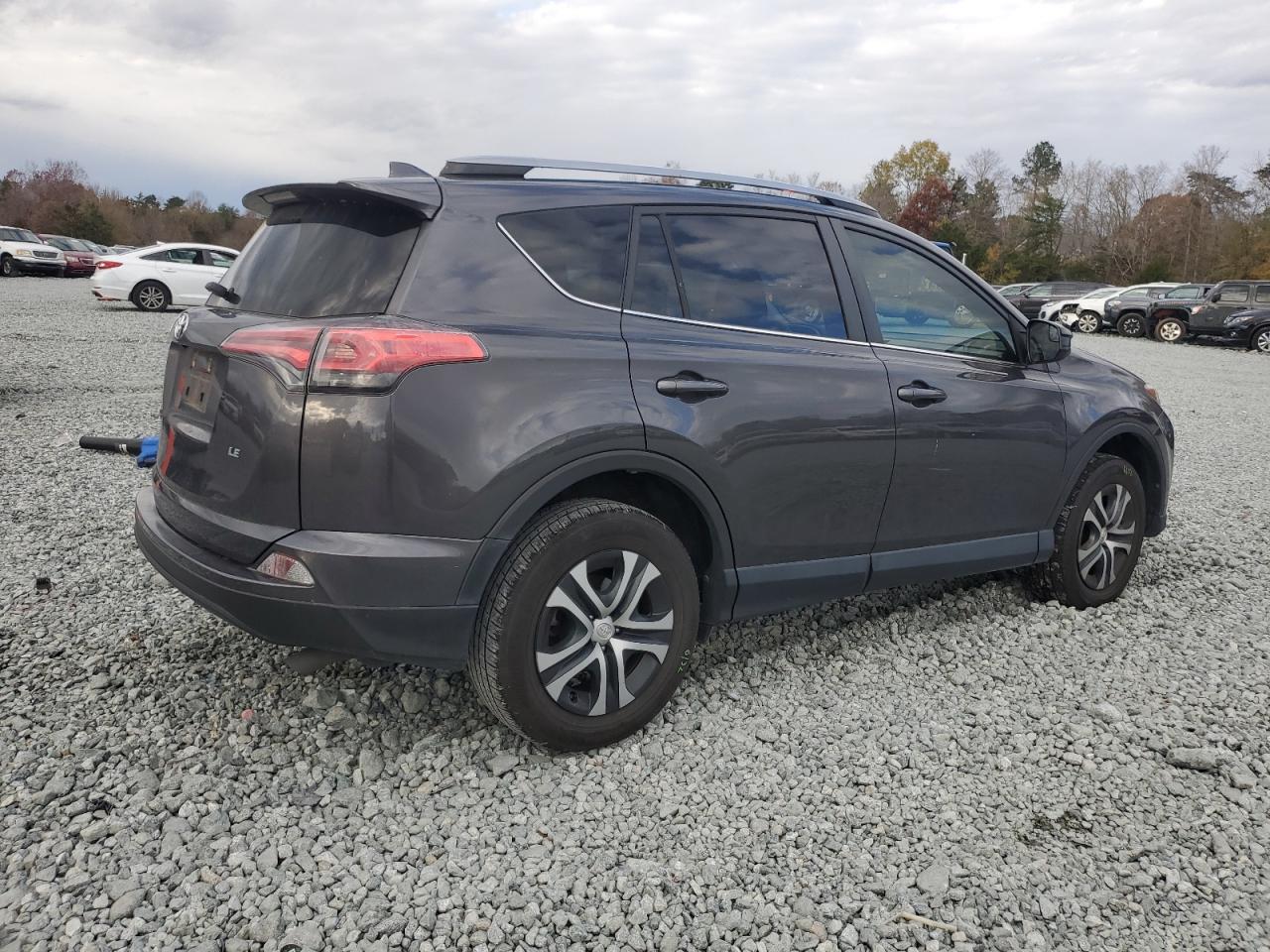2018 Toyota RAV 4 - Image 3