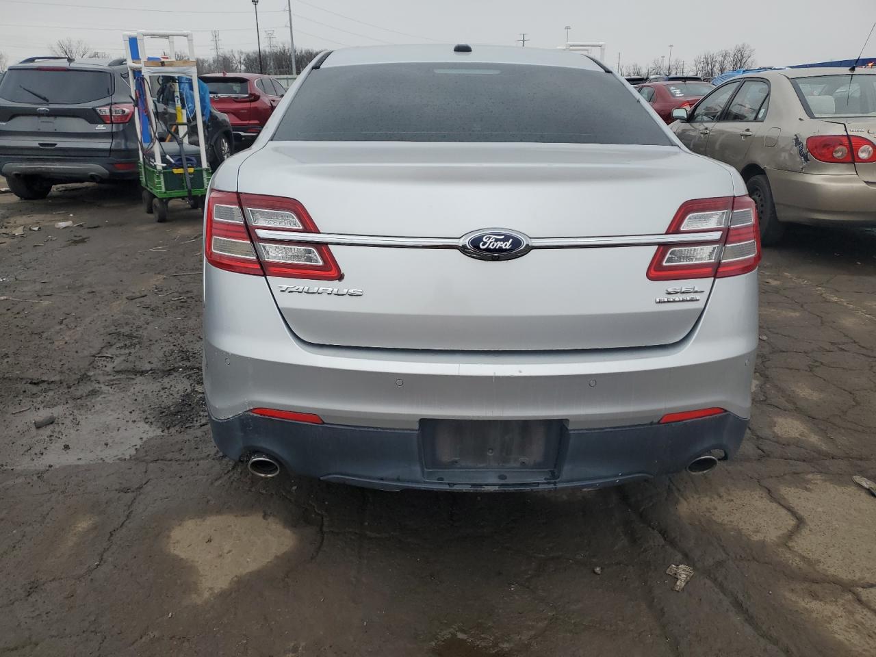 2014 Ford Taurus Sel VIN: 1FAHP2E87EG125428 Lot: 81476984