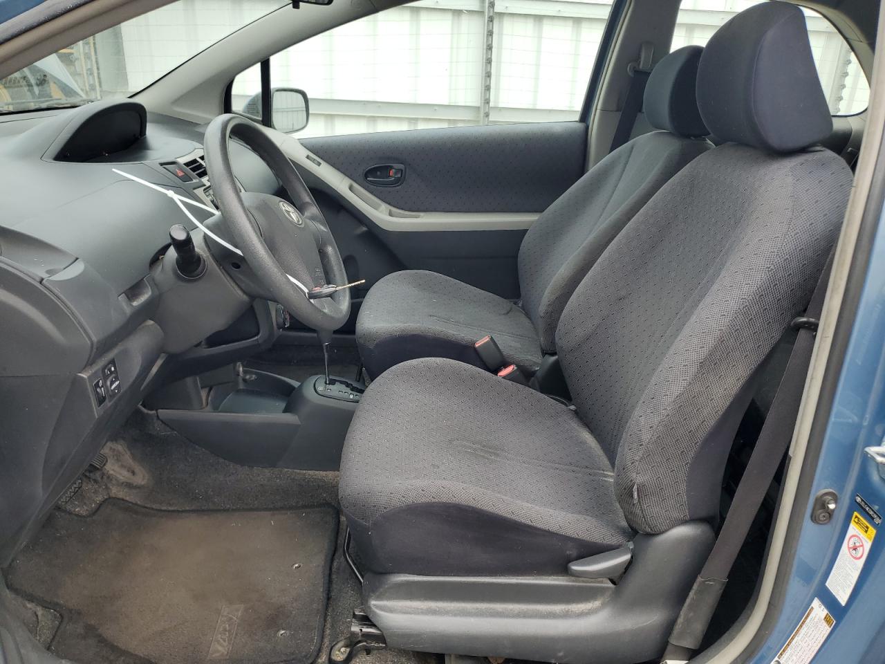 2010 Toyota Yaris - Image 7