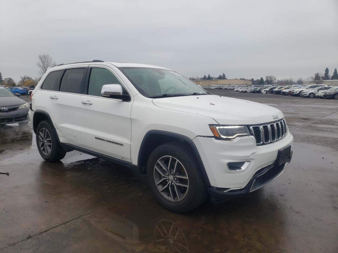 2017 Jeep Grand Cherokee - Image 4