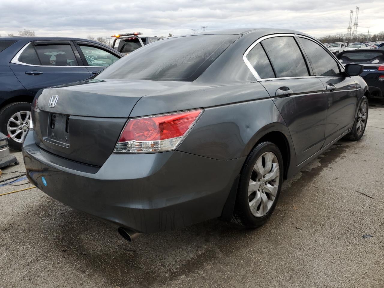 2010 Honda Accord - Image 3