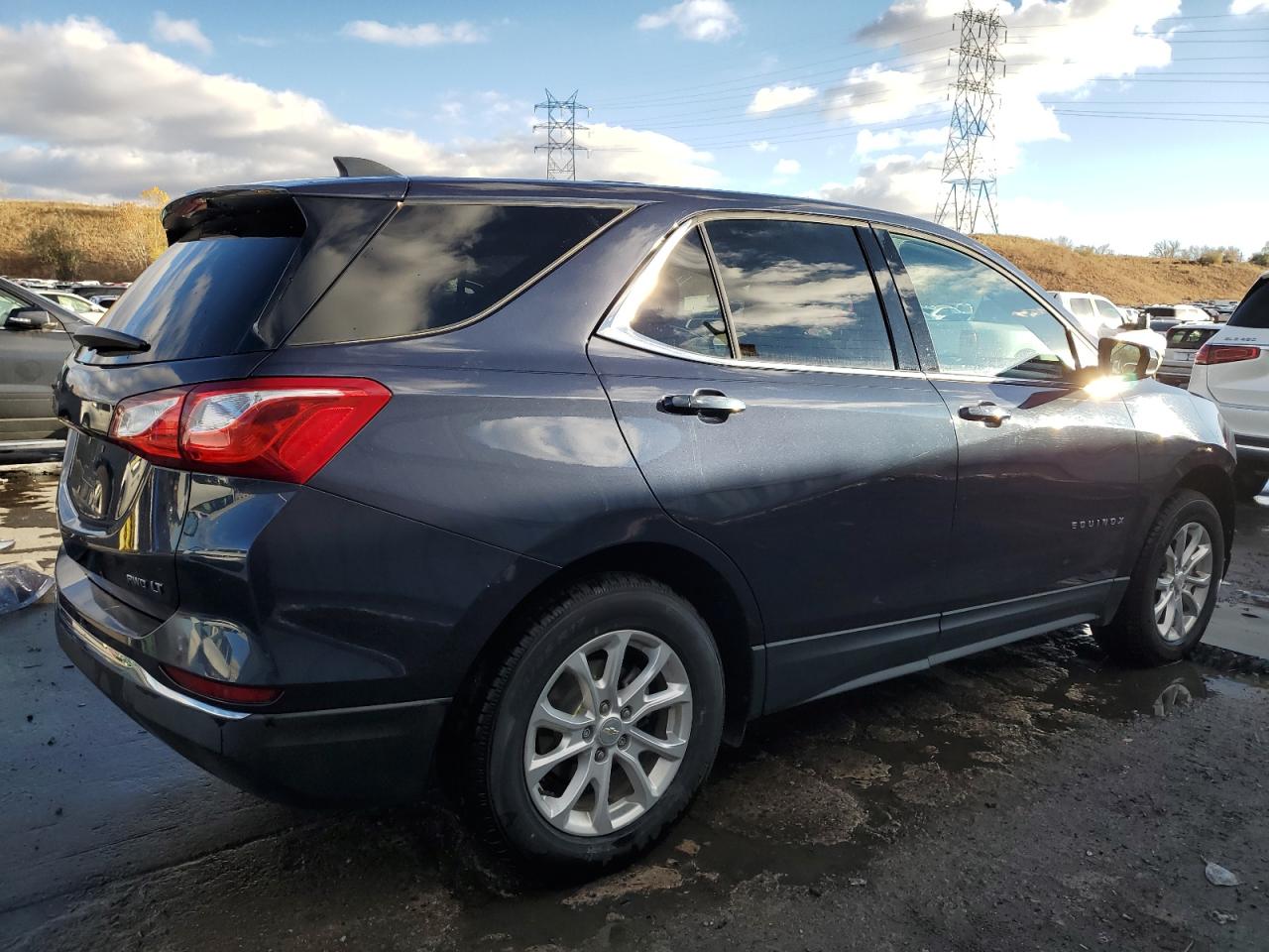 2018 Chevrolet Equinox - Image 3