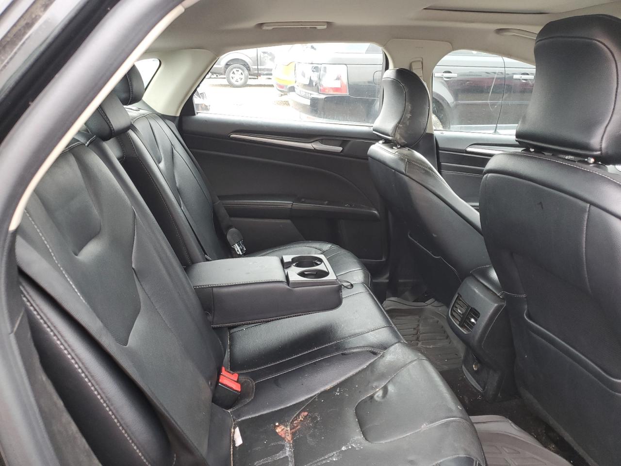 2019 Ford Fusion - Image 11