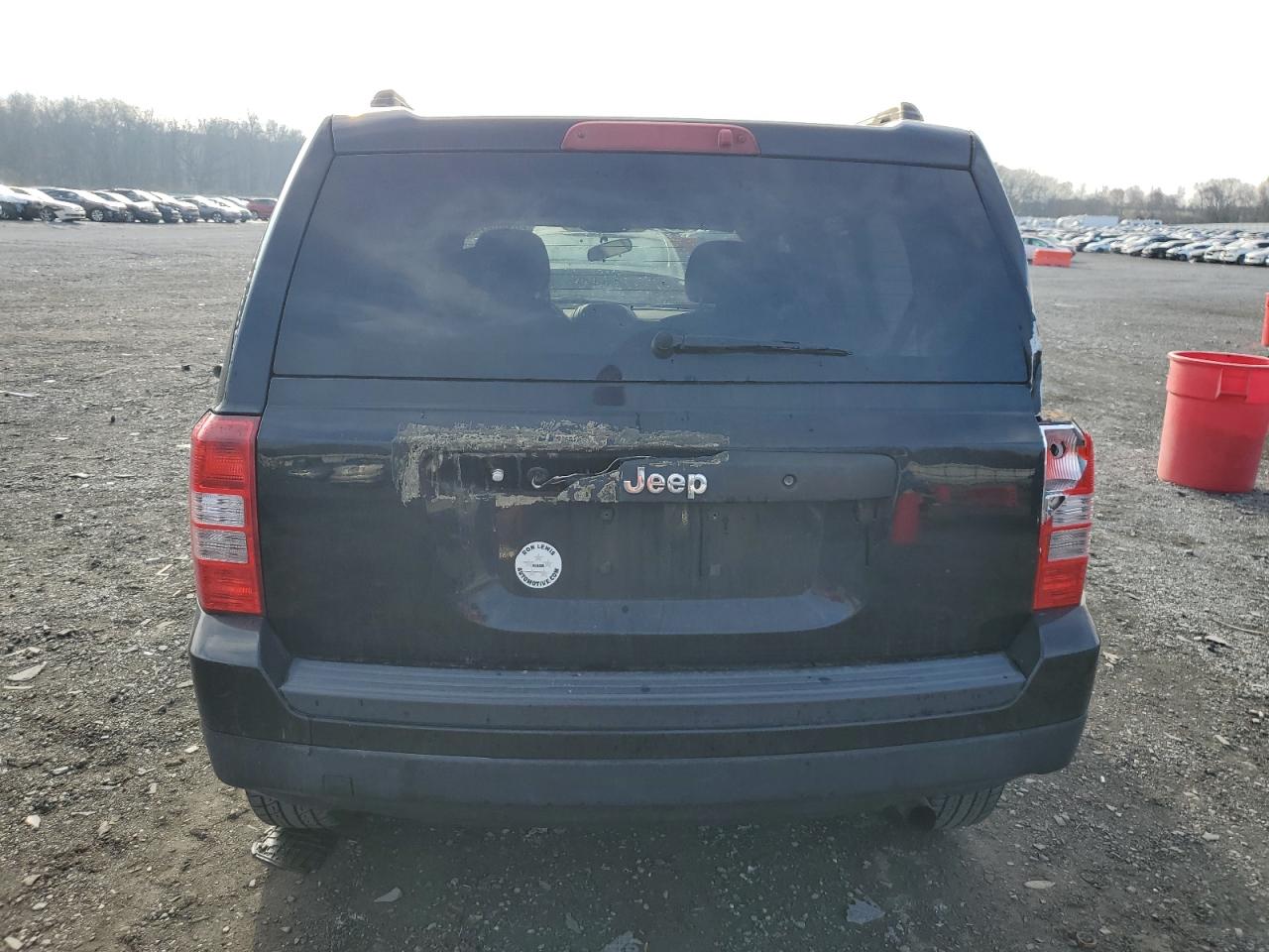 2015 Jeep Liberty (Patriot) - Image 6