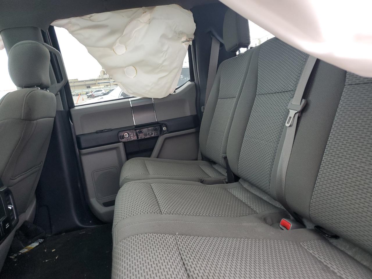 2017 Ford F-150 - Image 10