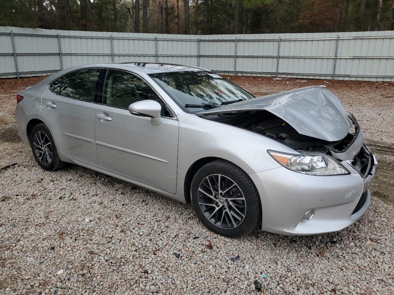 2014 Lexus ES - Image 4