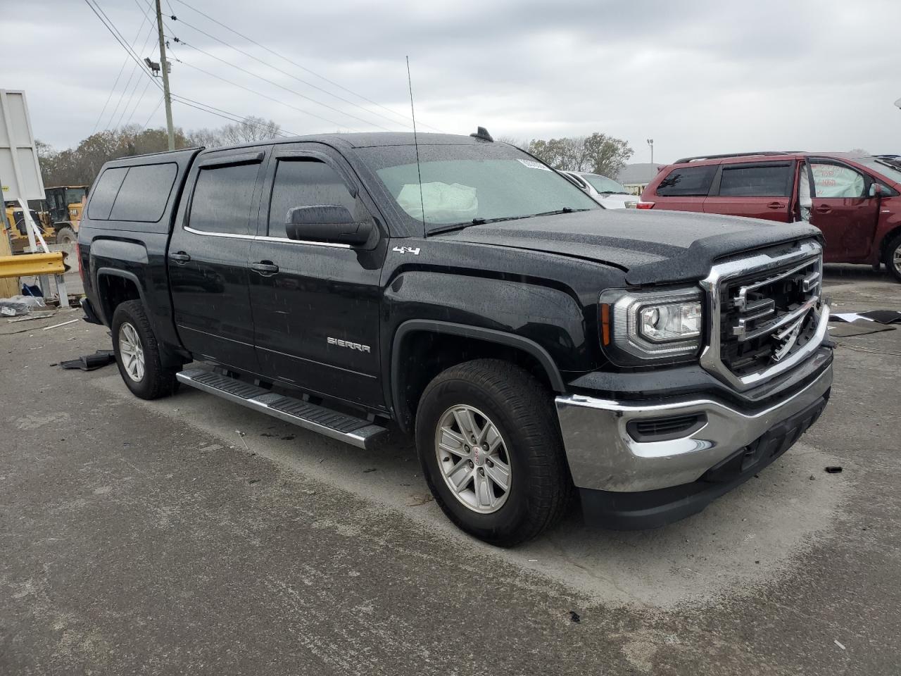 2017 GMC Sierra - Image 4