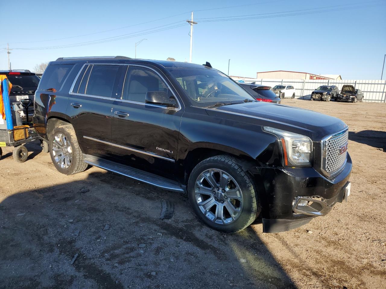 2015 GMC Yukon - Image 4