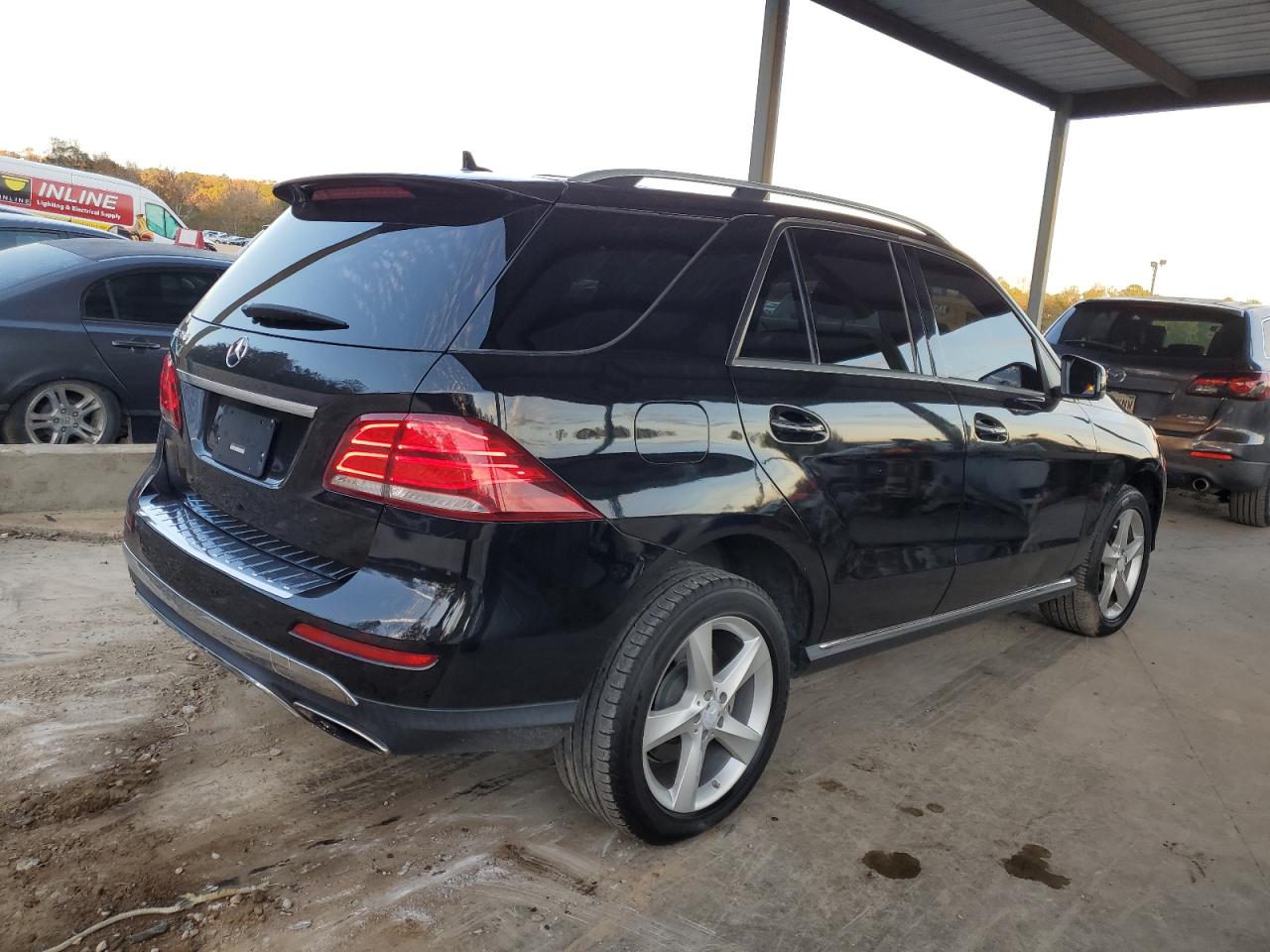 VIN 4JGDA5JB8GA723445 2016 MERCEDES-BENZ GLE-CLASS no.3