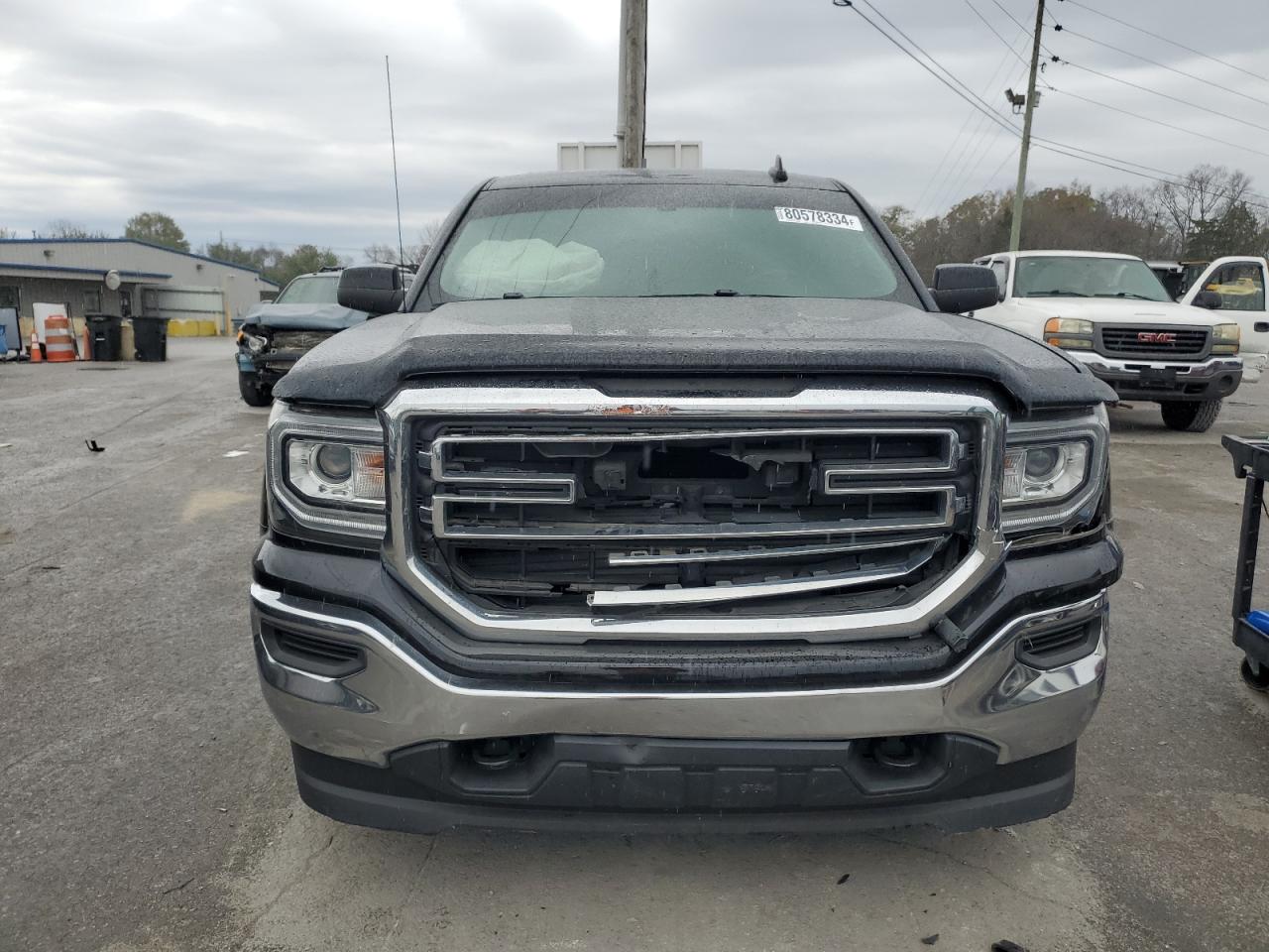 2017 GMC Sierra - Image 5