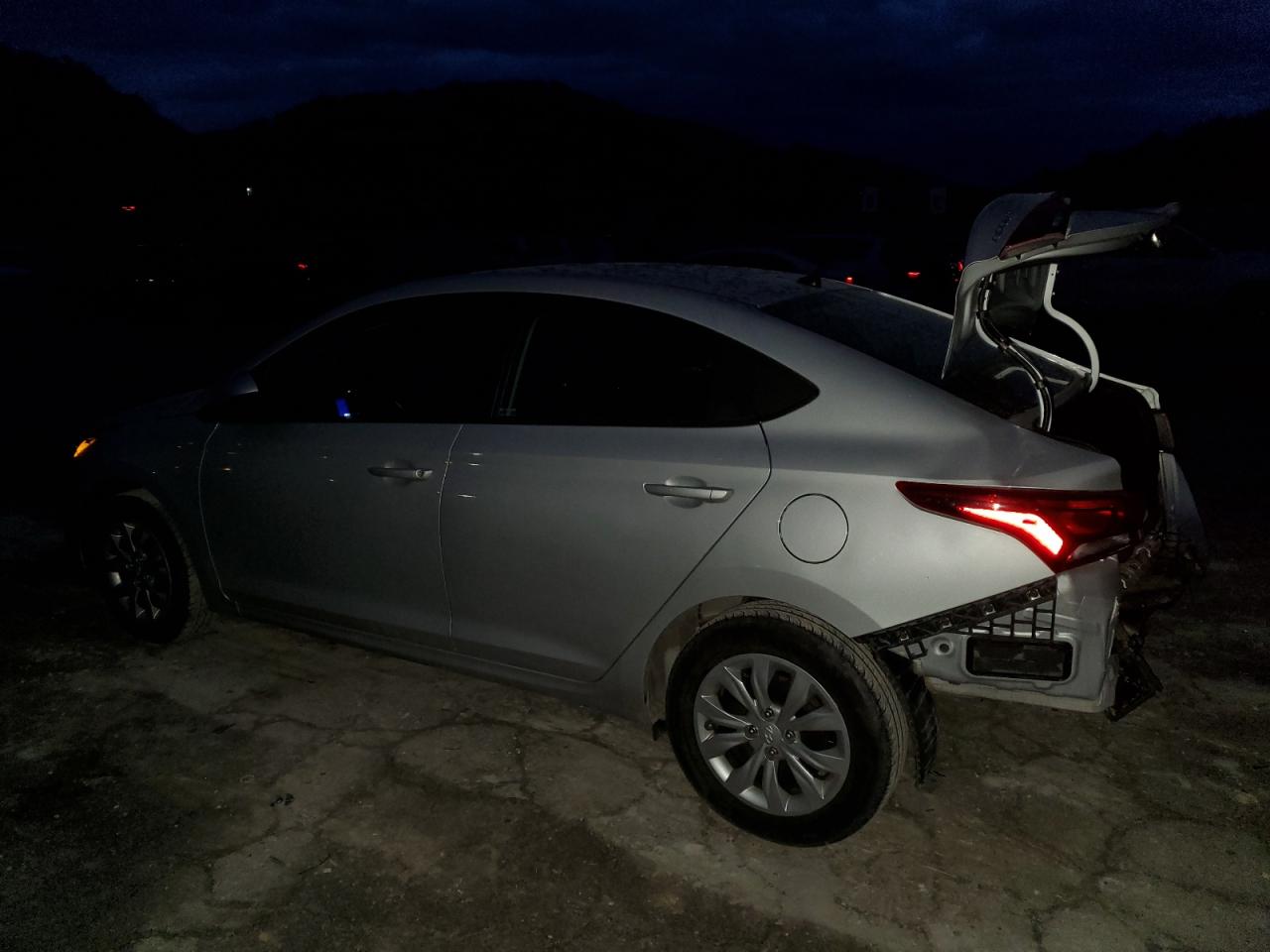 2022 Hyundai Accent - Image 2