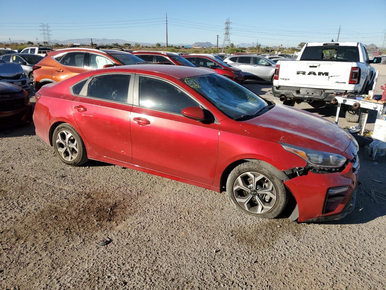 VIN 3KPF24AD8ME268739 2021 KIA FORTE no.4