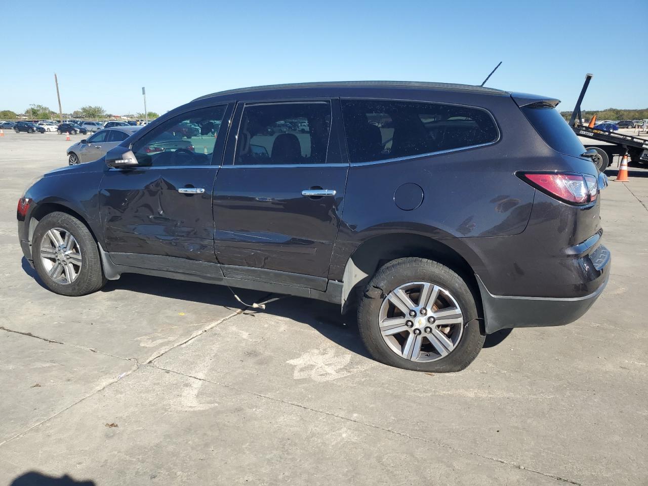 VIN 1GNKRGKD2FJ106242 2015 CHEVROLET TRAVERSE no.2