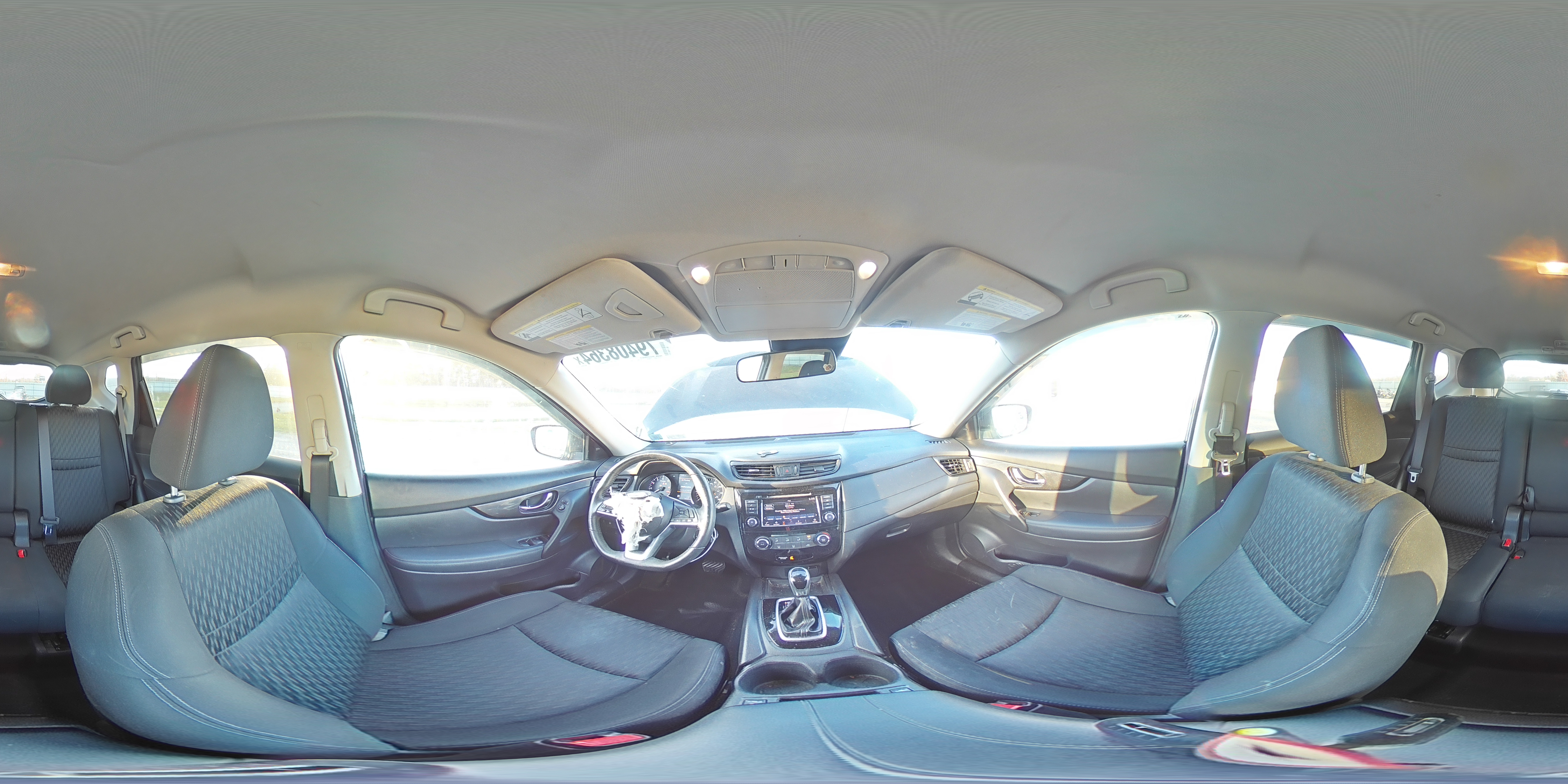 2019 Nissan Rogue - Image 13