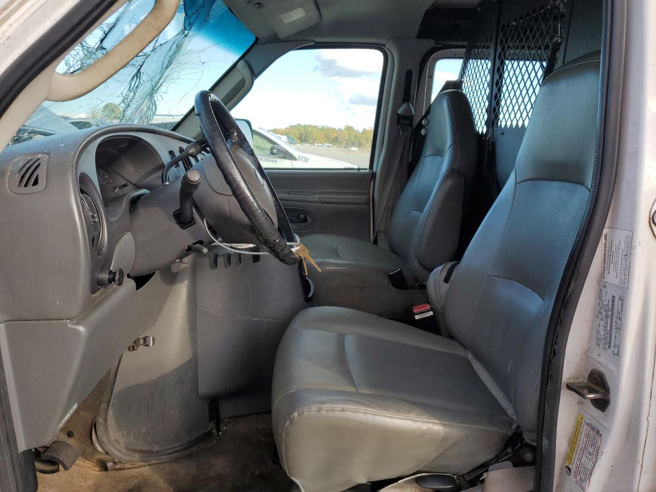 2006 Ford Econoline - Image 7