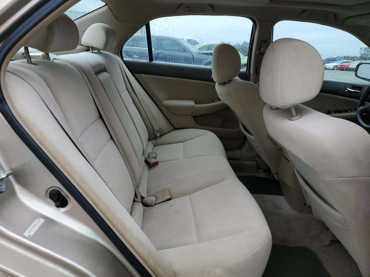 2005 Honda Accord - Image 10