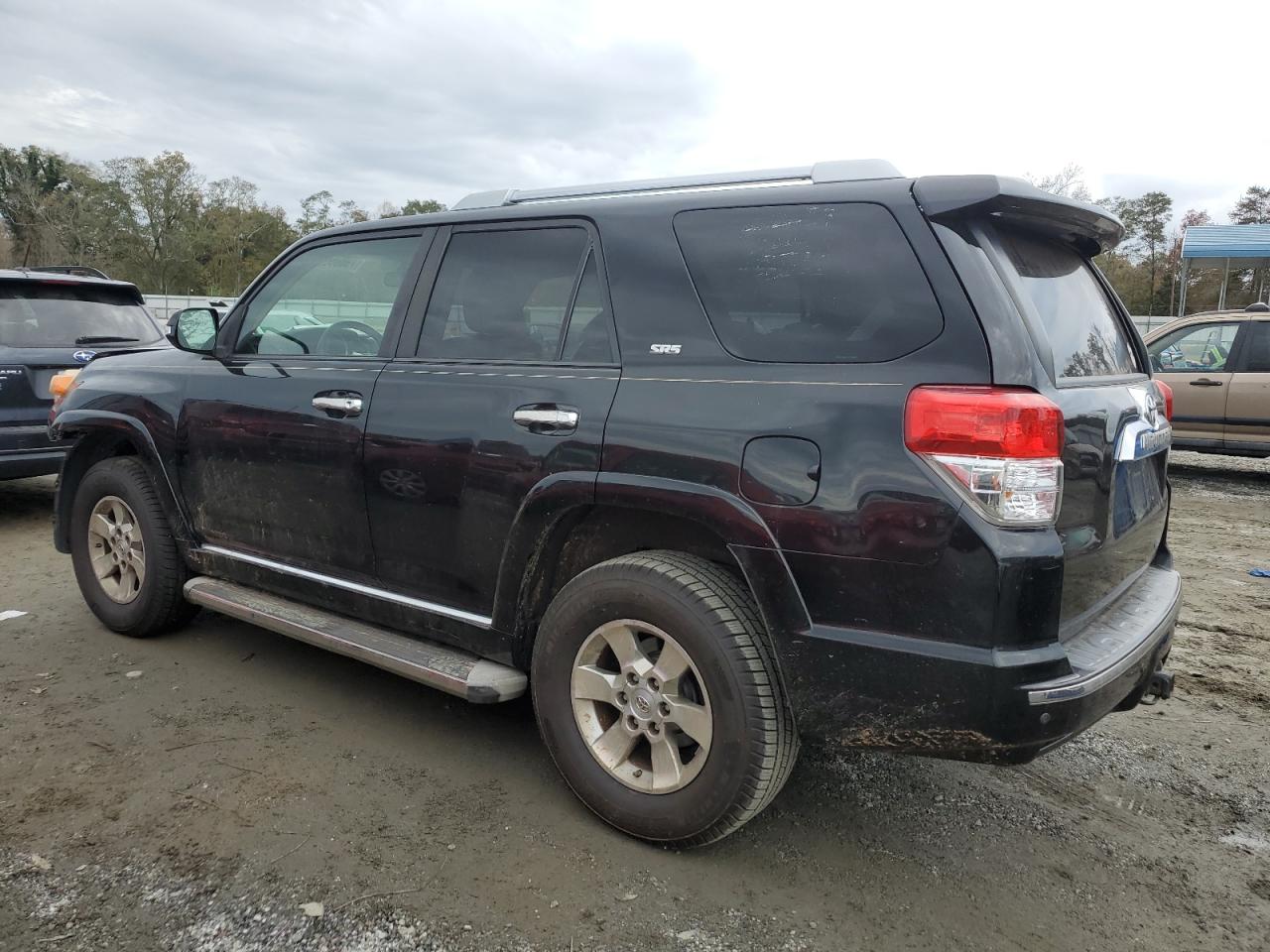 2010 Toyota 4Runner - Image 2