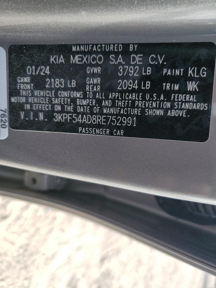 2024 Kia Forte - Image 12