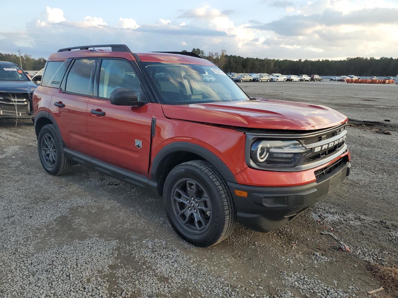 2022 Ford Bronco - Image 4
