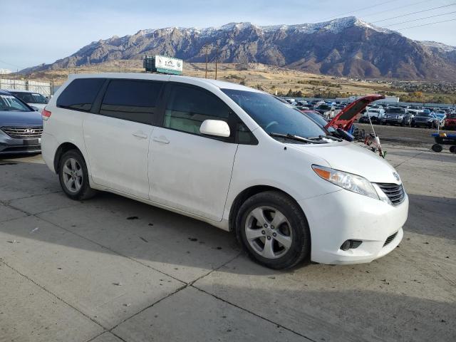  TOYOTA SIENNA 2012 Biały