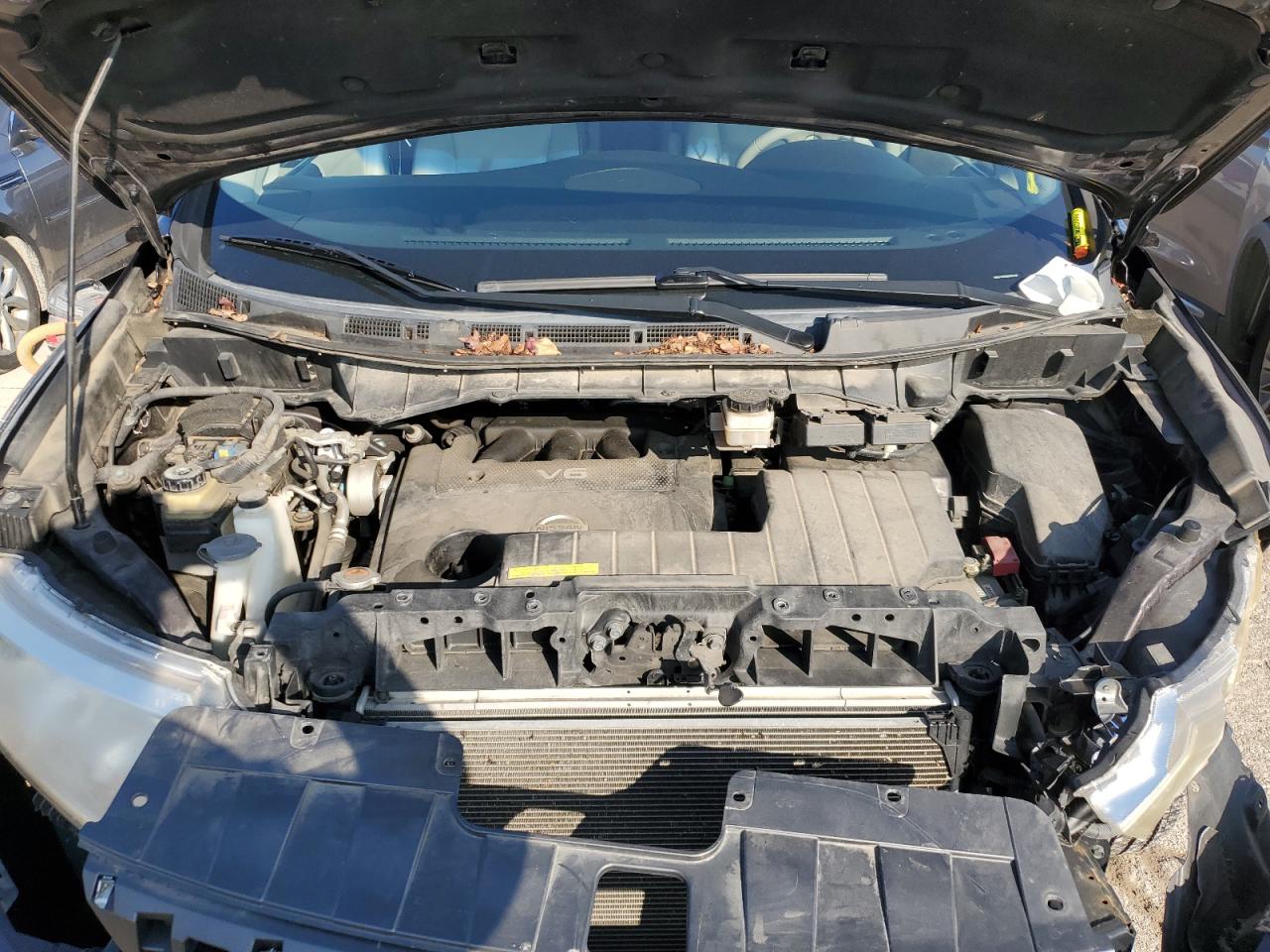 2011 Nissan Quest - Image 12