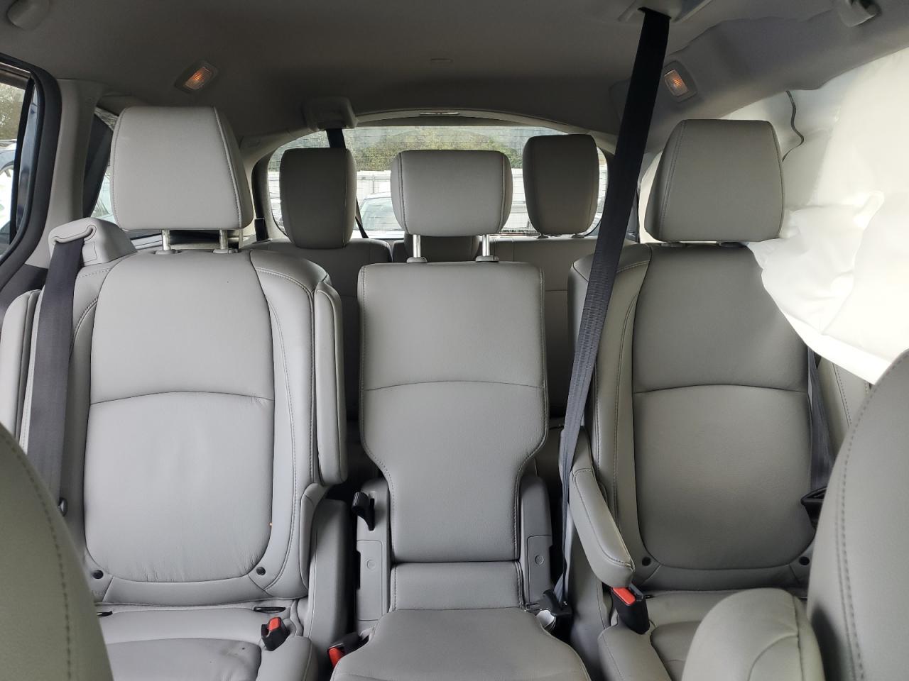2019 Honda Odyssey - Image 10