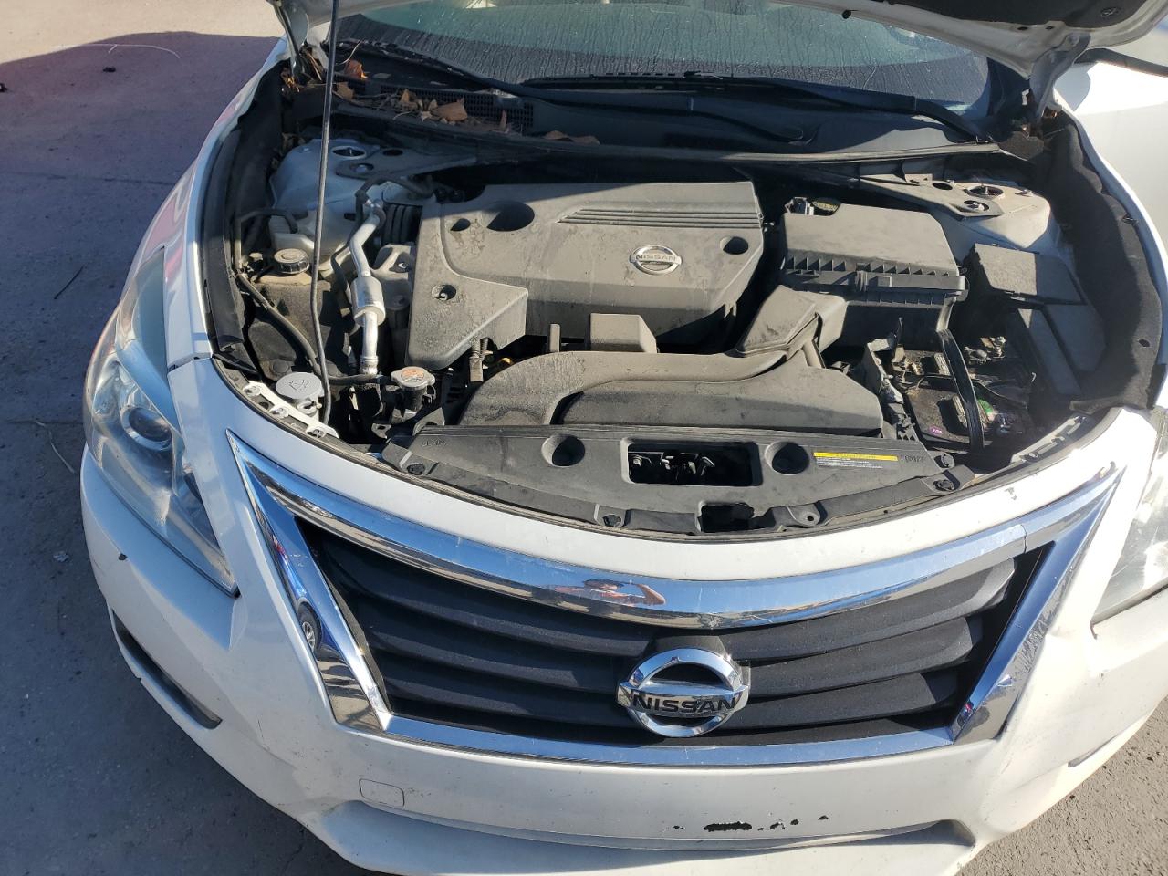 2015 Nissan Altima - Image 11