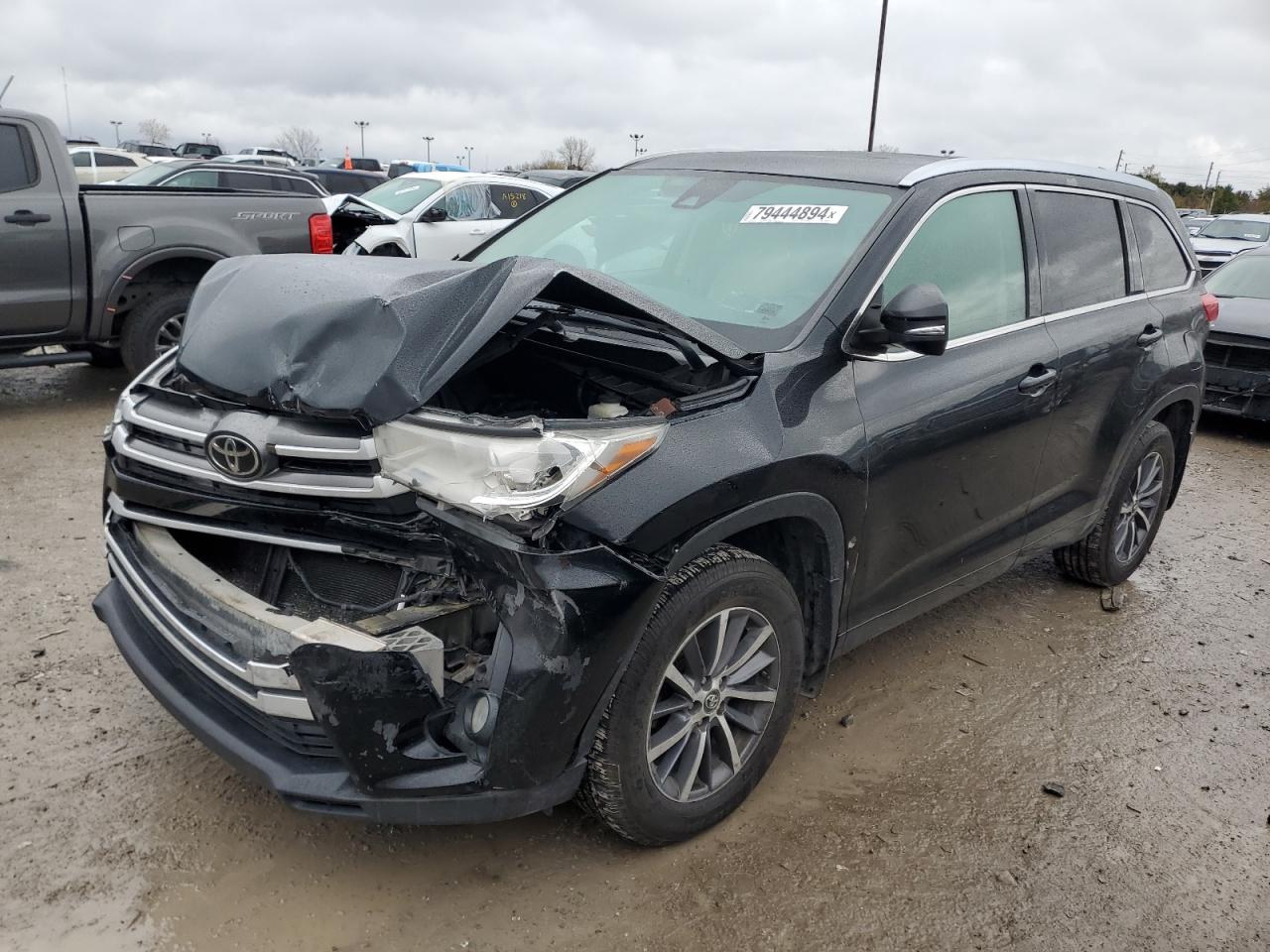 5TDJZRFH4HS404679 2017 TOYOTA HIGHLANDER - Image 1