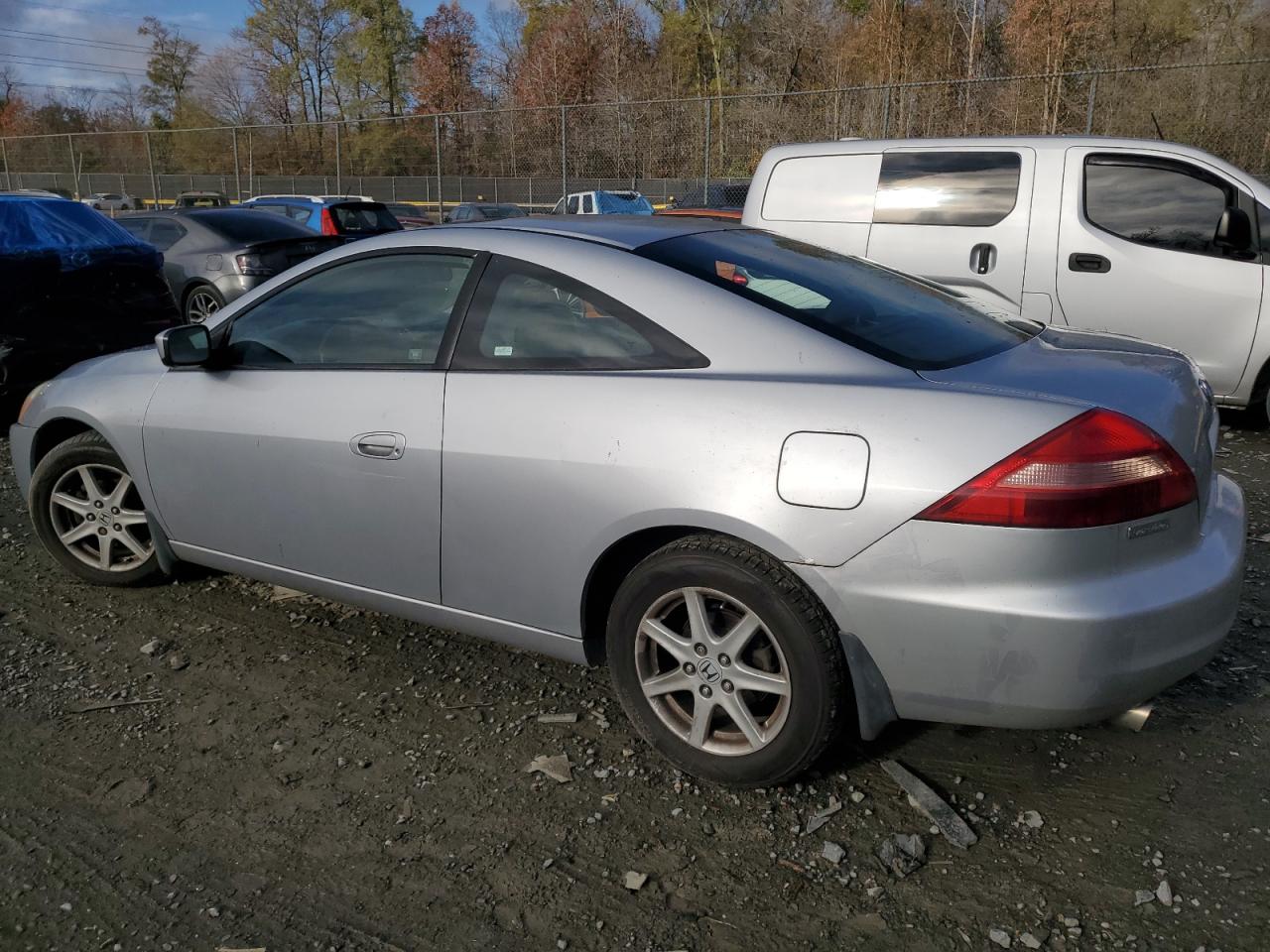 2003 Honda Accord - Image 2