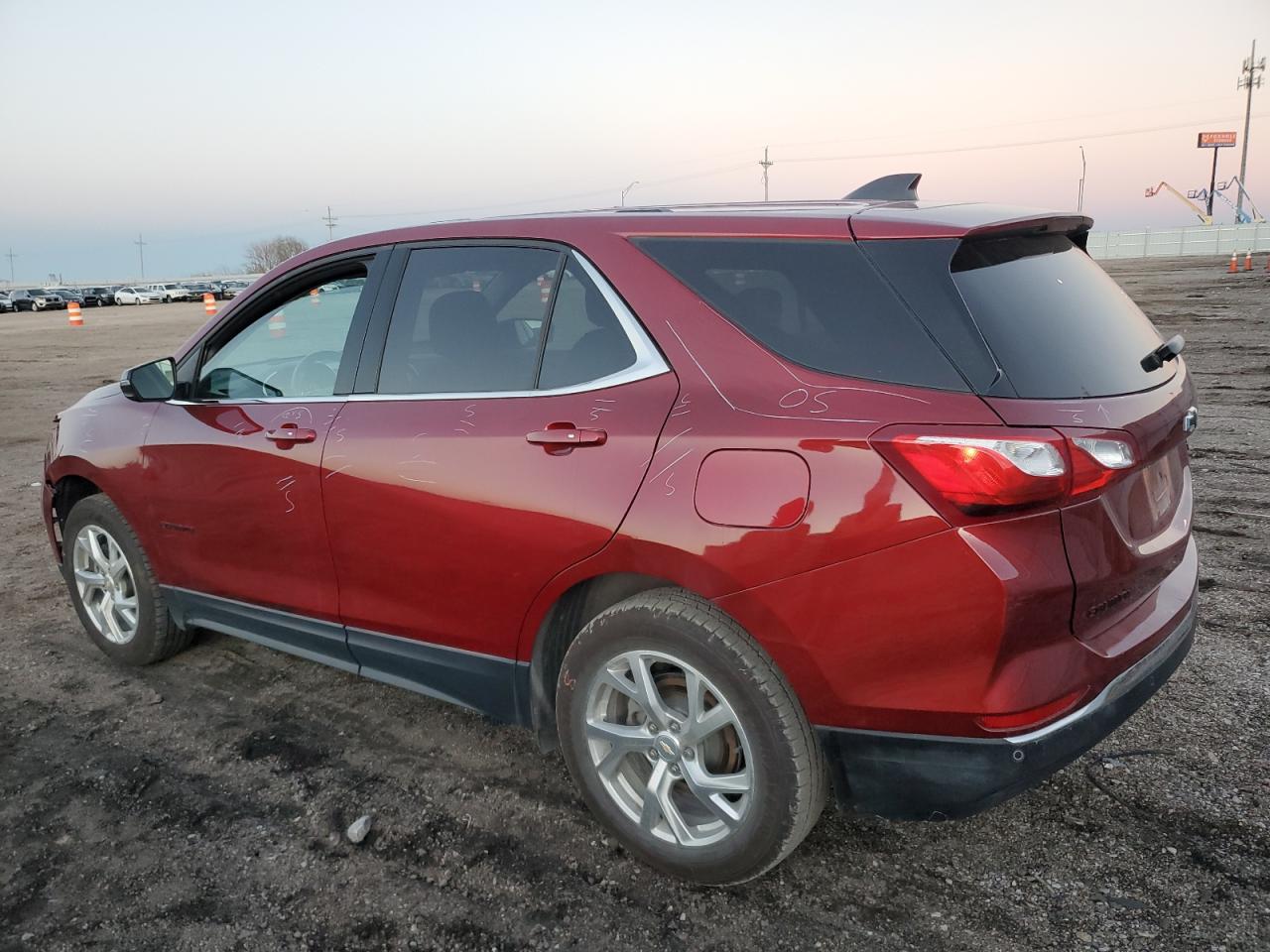 2019 Chevrolet Equinox - Image 2