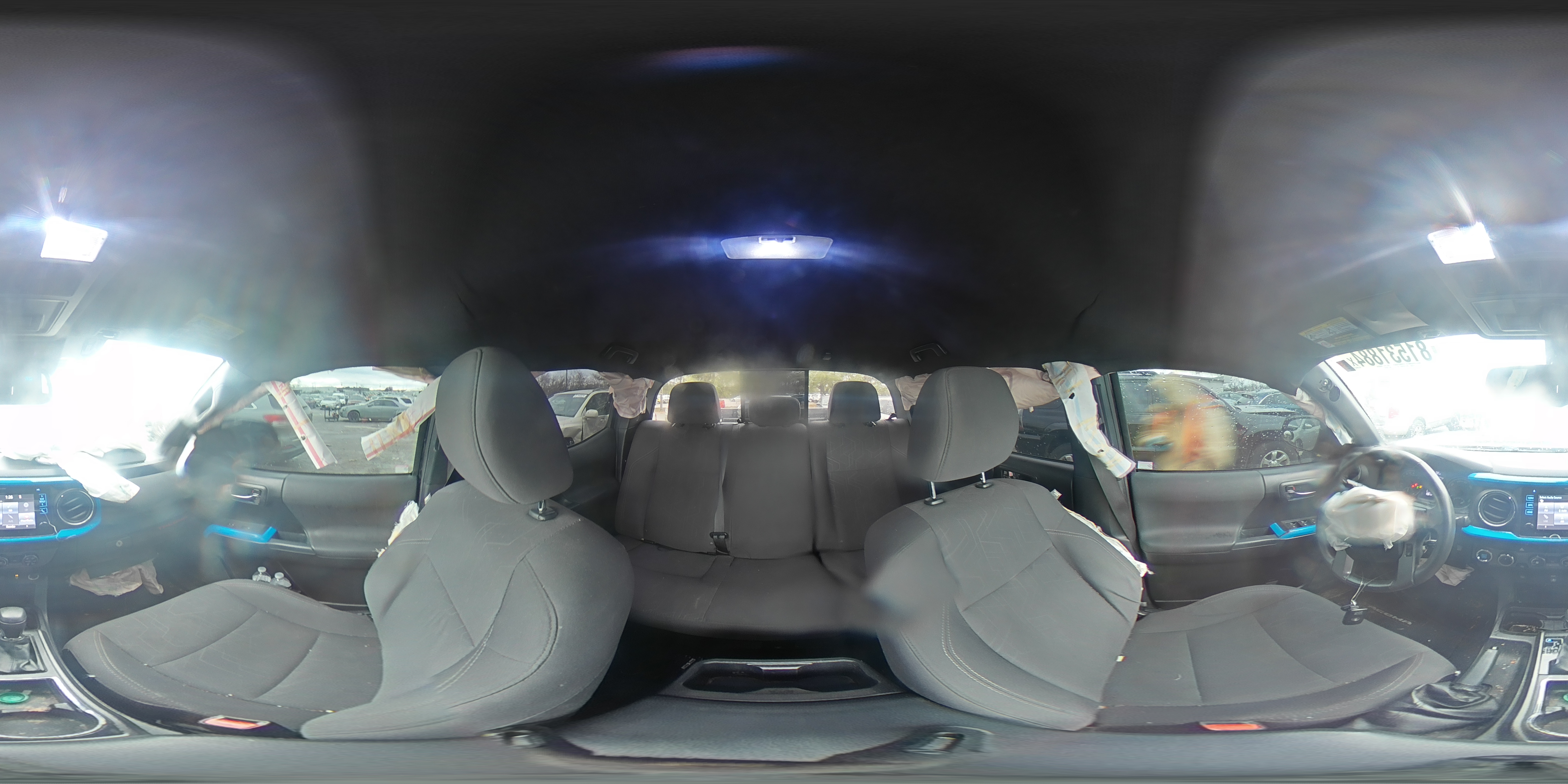 2018 Toyota Tacoma - Image 12