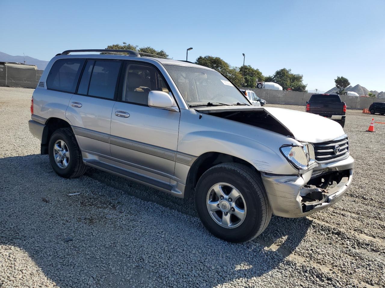 2002 Toyota Land Cruiser - Image 4
